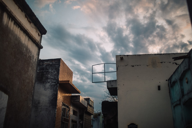 The Recoleta's Grave Robbers - Aurélien Buttin - Photographer