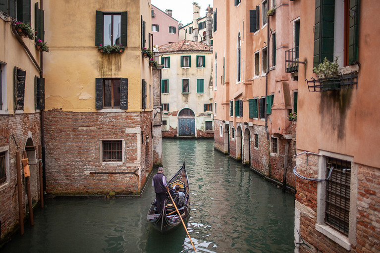 Wild Ride To East - Aurélien Buttin - Photographer