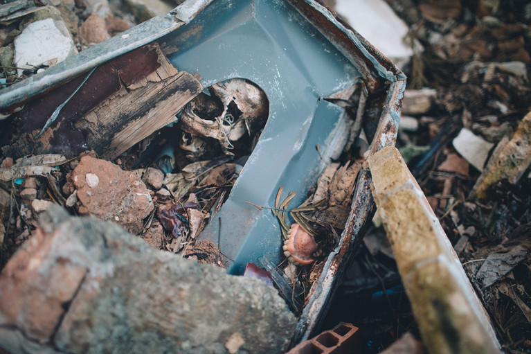 The Recoleta's Grave Robbers - Aurélien Buttin - Photographer